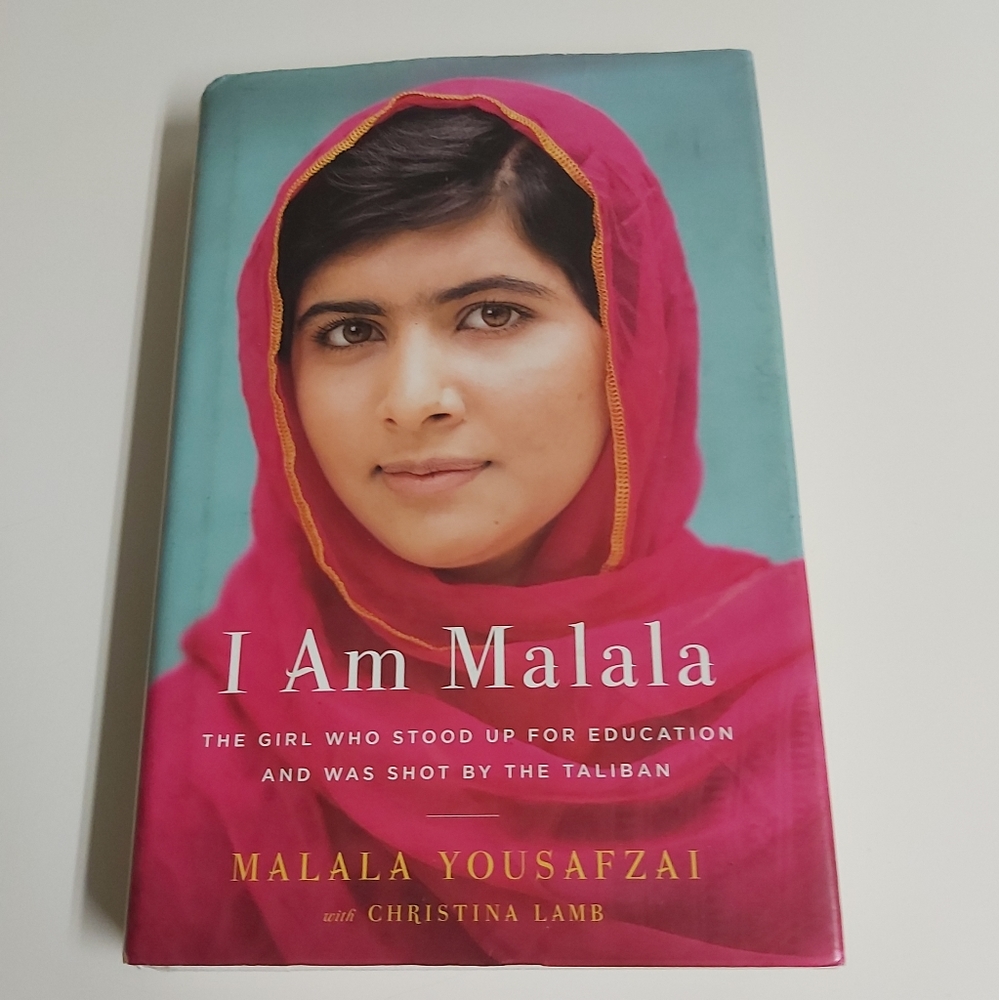 🤯 2/$15 I Am Malala Hardcover Book